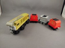 Thomas Friends Wooden Railway, Diesel 10 , Magnet Couplers, Used, w coal cars