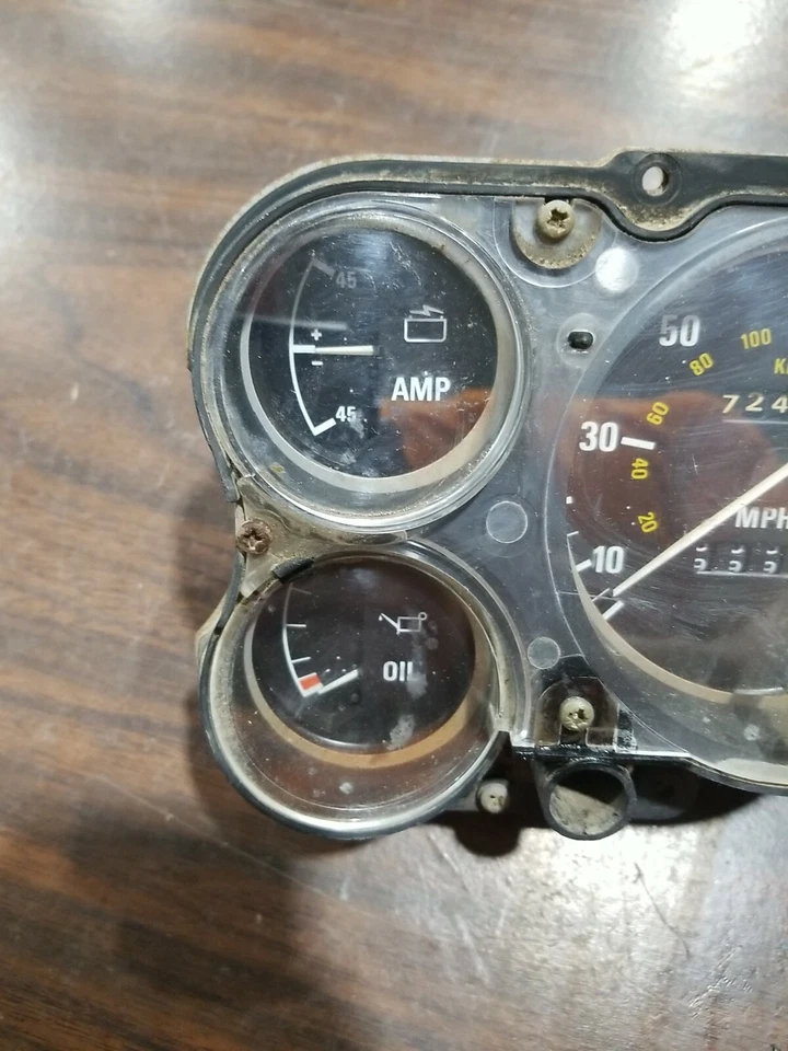 Ford/Mercury Capri 1975 cuadro de instrumentos calibre usado. 72EB-10K843 Foto 2 de 4