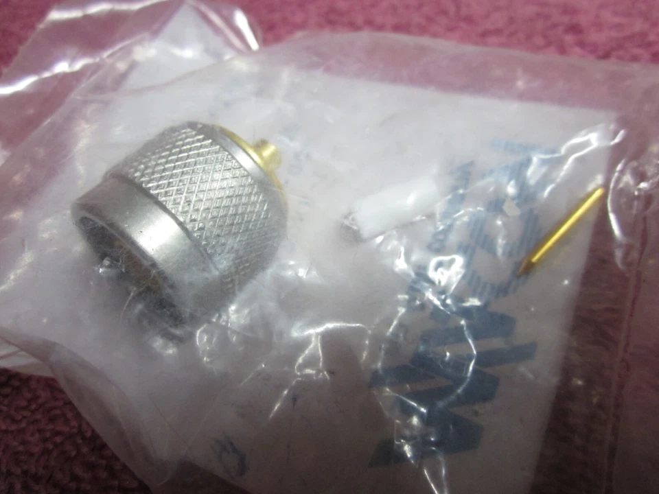 Lot 10pcs MaCOM  N-Connector for mini-coax -NEW- 2pcs TE / AMP 1057088-1 - Image 4 of 4