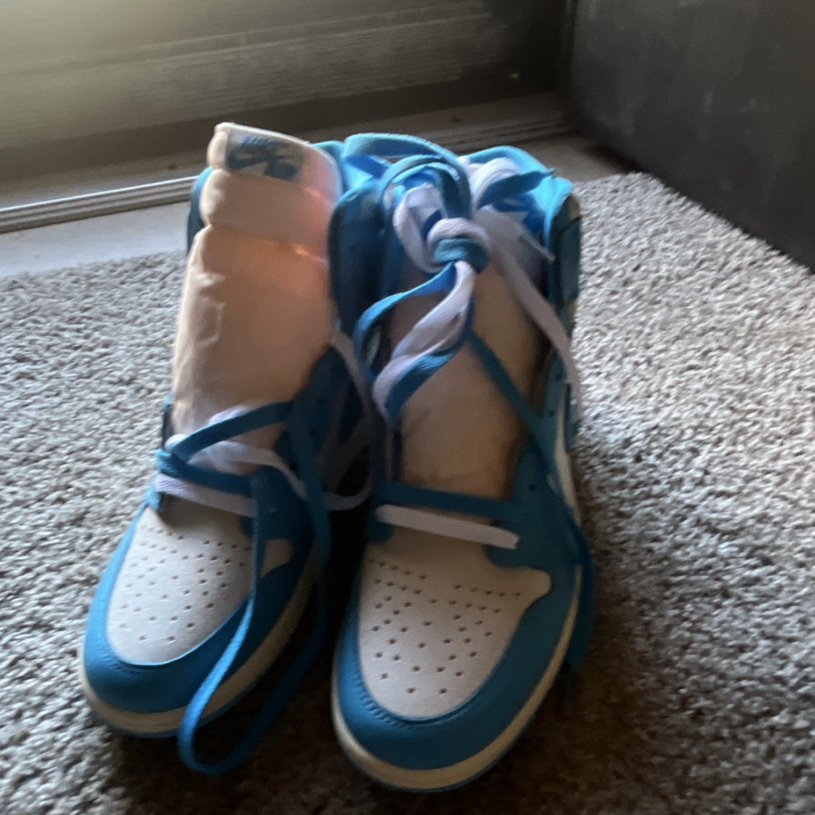 Nike Air Jordan 1 Retro High OG UNC Blue White High Top Sneakers Lace Up Men's