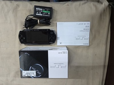 Sony PlayStation PSP 3006 Piano Black Excellent Condition In Box