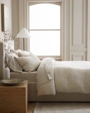 NWOT QUINCE EUROPEAN LINEN KING / CAL KING DUVET COVER IN CHAMBRAY COVER ONLY