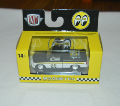 M2 MACHINES 2026 MOONEYES S149 - 1990 CHEVROLET C1500 SILVERADO