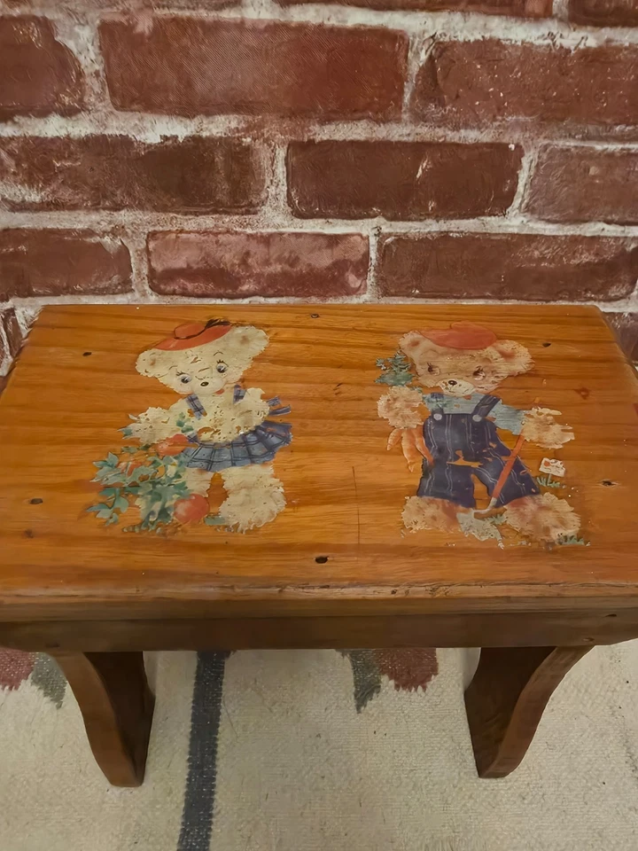 Very Cute Vintage Wooden Stool Teddy Bears - Image 3 of 4