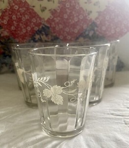 Vintage Bartlett Collins frosted “Grapevine” juice glasses, set of 6. Excellent!