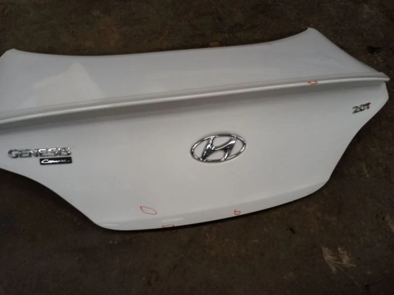 Пара люков багажника 2009-2016 HYUNDAI GENESIS со спойлером от оригинального производителя - Изображение 2 из 4