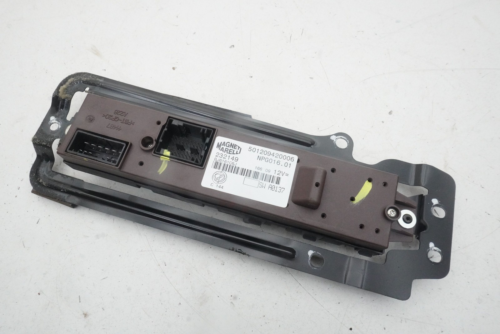 Ferrari California 2010 FRONT+LEFT Door control module P/N 232149