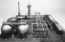 Plastruct 1008 HO 16-1/2" x 23-1/2" x 7-1/2" Petro/Chemical Refinery Kit