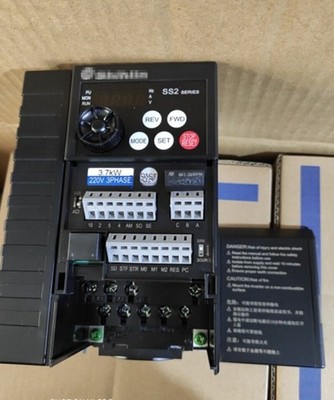 Inverter three-phase 220V SS2-023-3.7K