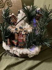 Christmas Village Houses Fiber Optic Changing Colors Lights, VTG, With Train