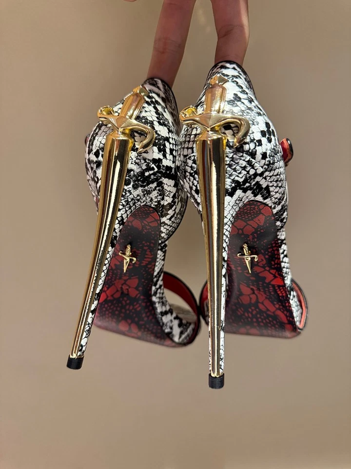 2025 Genuine Leather Metal Metal High Heels Fashion Runway High-heeled Sandals - Image 4 of 4