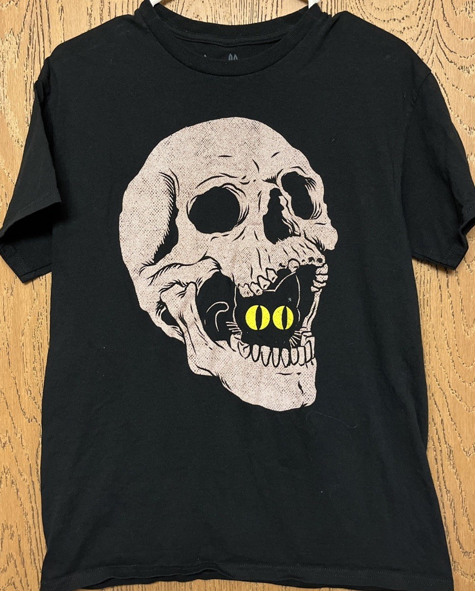 Threadless Skeleton Yellow Eye Balls Graphic Prin… - image 1