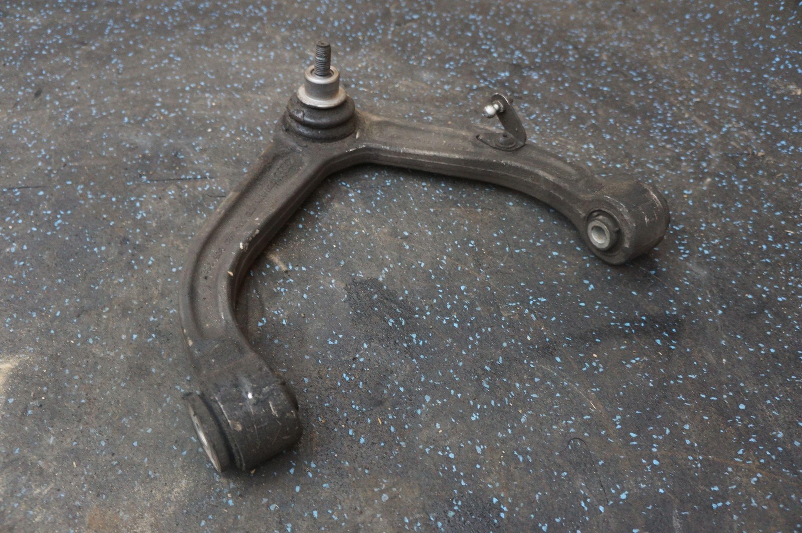 Rear Right Passenger Side Upper Control Arm 420505324D OEM Audi R8 2008-2015