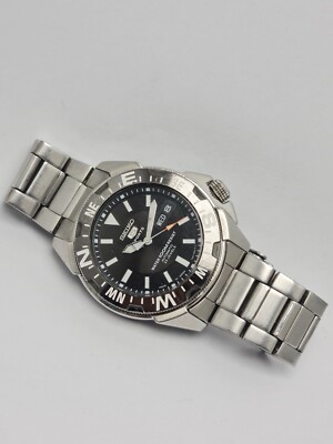 Seiko 5 Sports Diver Compass Automatic Day/Date Men's Watch 7S36