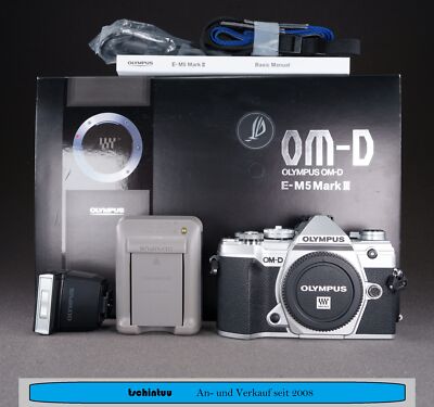 Olympus OM-D E-M5 Mark III Silber Sehr Guter Zustand 2.200 Auslösungen OVP