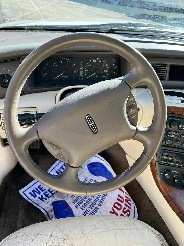 Alternador usado compatible con: Lincoln Mark Series 1998 grado A Foto 3 de 4