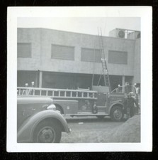 Vintage Photo ENGINE COMPANY FIRE TRUCK TOLEDO OHIO 1964 02