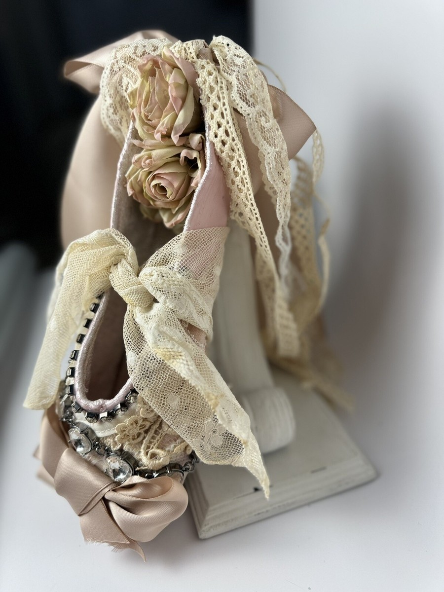 💕GORGEOUS Ballet Pointe Shoes Decor Hand-Decorated 💕 Ribbons
