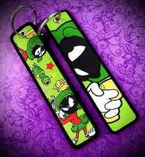 1 Piece Double Sided 5 Inch Marvin the Martian Keychain 