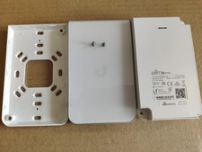 Ubiquiti UniFi In-Wall Wi-Fi Access Point - White (UAP-AC-IW)