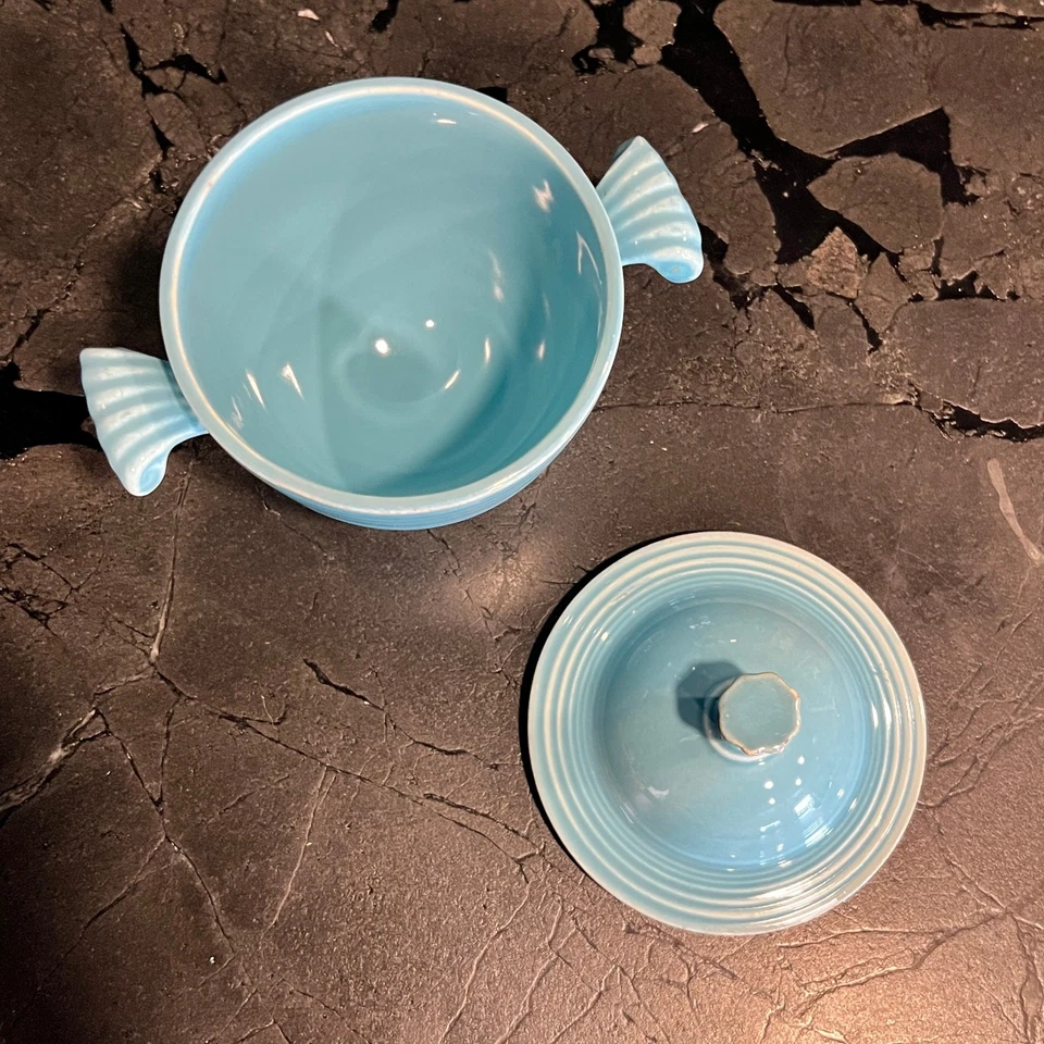 Vintage Fiesta Turquoise Blue Sugar Bowl with Lid Homer Laughlin - Image 2 of 4