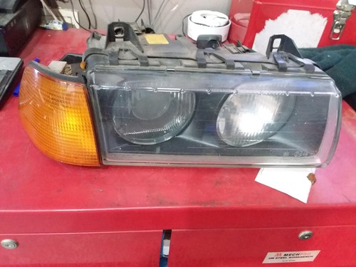 BMW 3 SERIES RIGHT HEADLAMP +HEADLIGHT+ E36 CPE/SED (HAS PIMPLE) 11/94-09/00 94