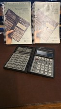 HP 28S Advanced Scientific Calculator Box 2 Manuals workins great.