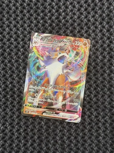 Lycanroc VMAX - 025/067 Holo Triple Rare S7D: Skyscraping Perfection NM