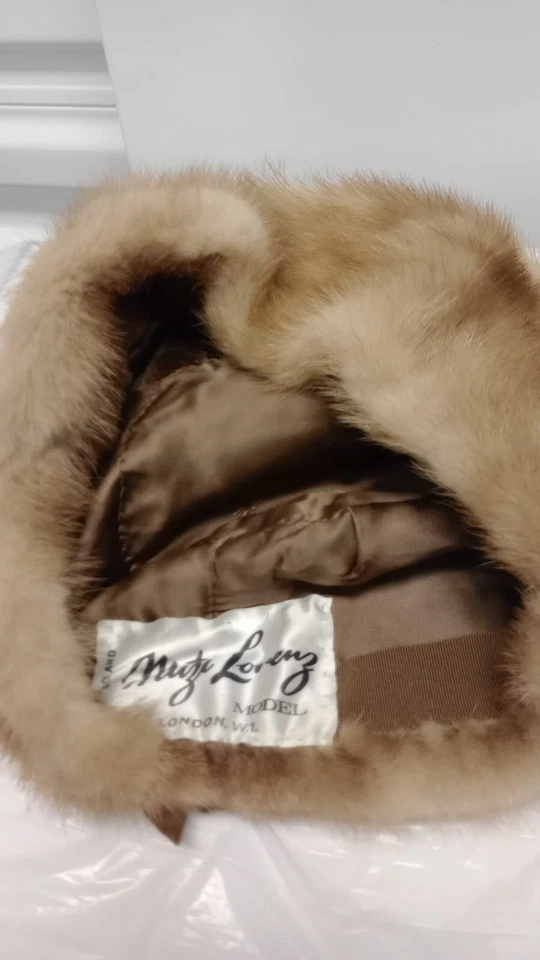 Vintage Beautiful Ladies Hat Mitzi Lorenz from Natural Fur Exclusive Model w.1. - Image 4 of 4