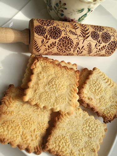 Dandelion Embossed Rolling Pins Cake Design Fondant Icing for Kitchen Baking - Picture 12 of 13
