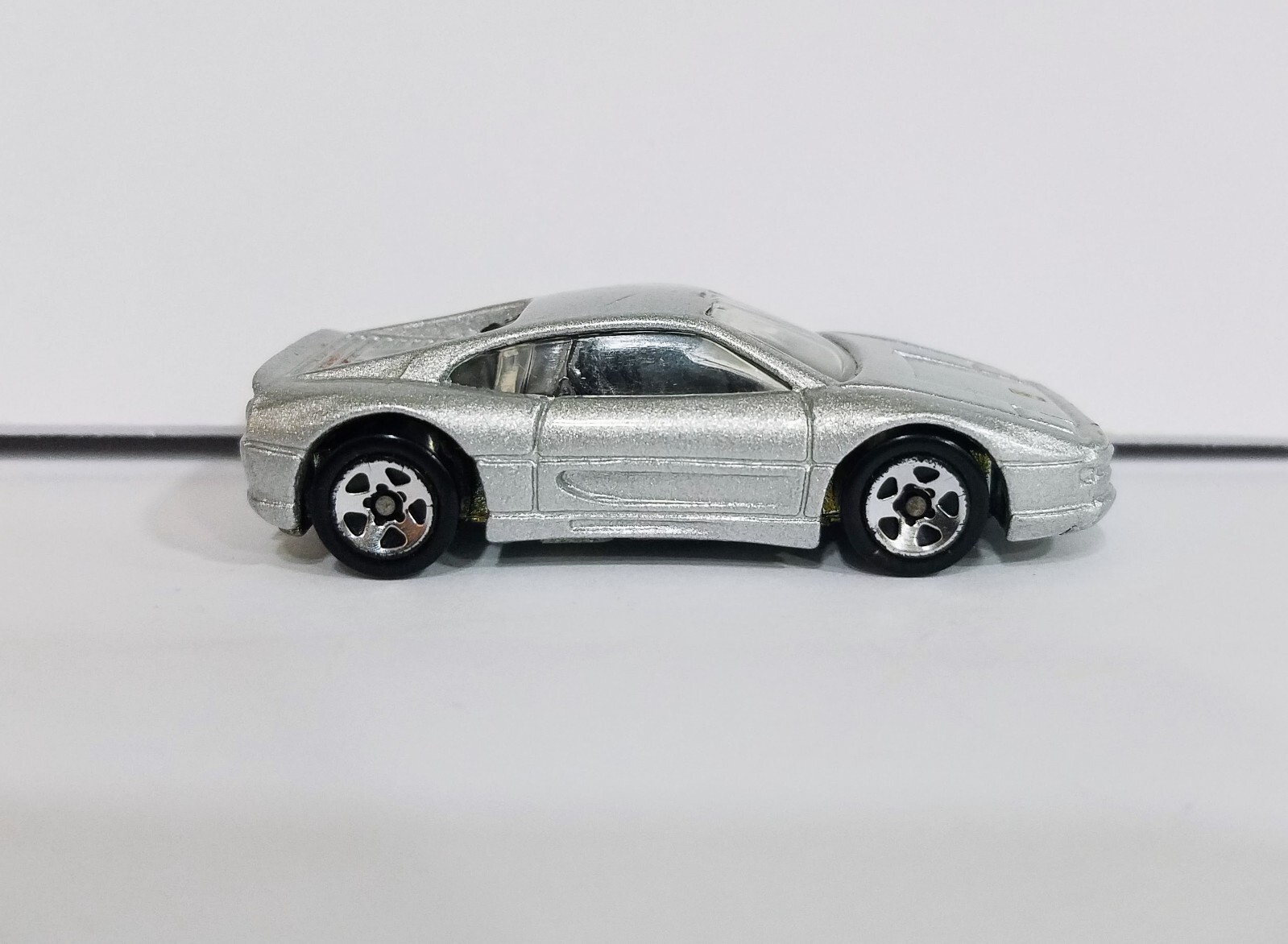 Picture 1 of 8