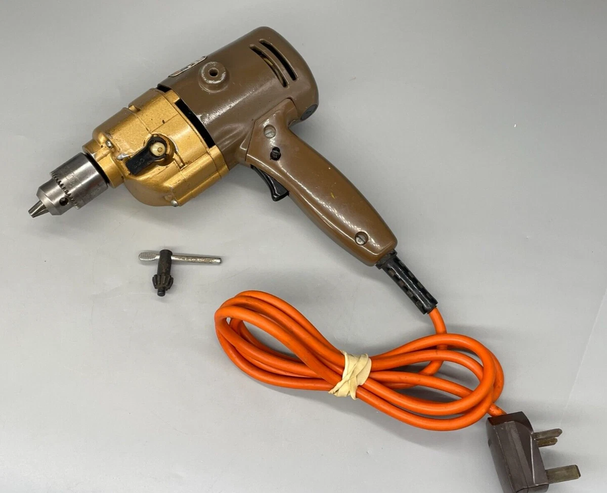Vintage Corded Black Decker D520 10mm 3 8 2 Speed Drill 240V 315W Tool