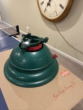 Vintage Christmas Swivel Straight Plus Tree Stand / Pre-owned Shipped Quickly