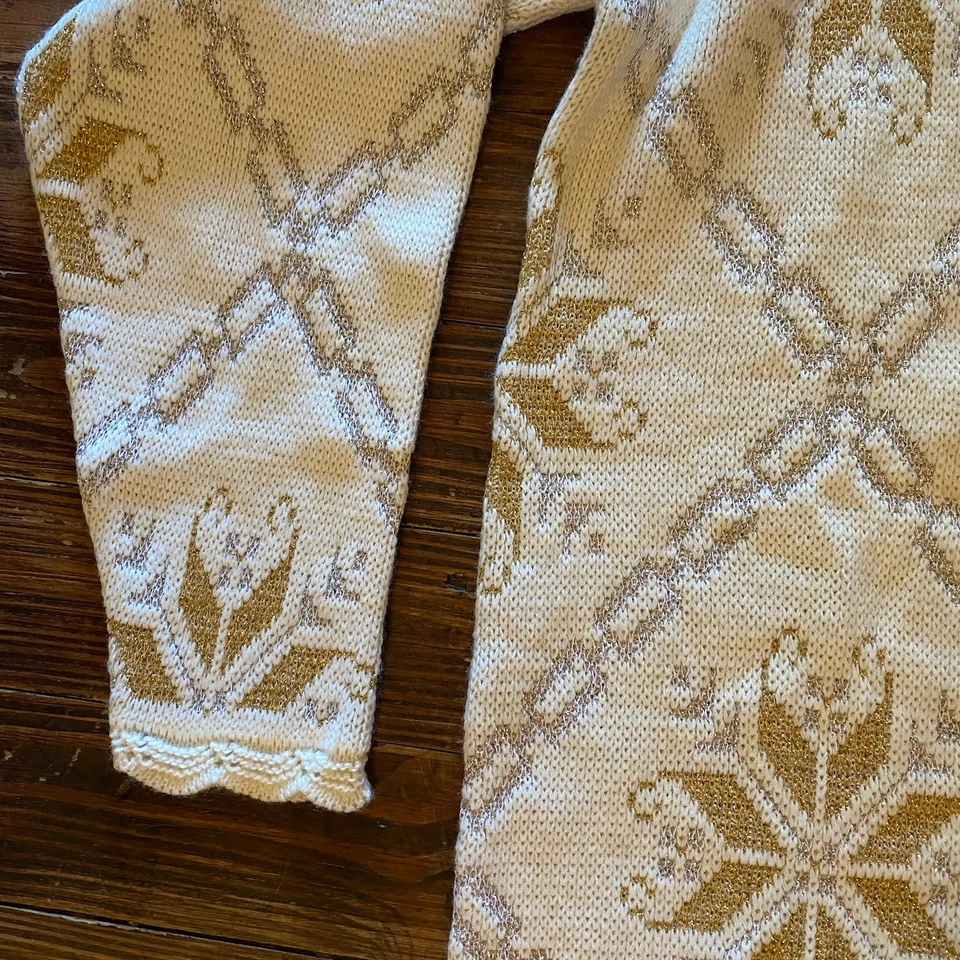 VTG Snowflake Christmas Sweater Metallic Gold Silver Nutcracker Tunic Holiday - Image 3 of 4