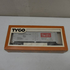 Vintage Tyco HO Scale Swift Refrigerator Line SRLX 4226 Reefer Train Car 329A
