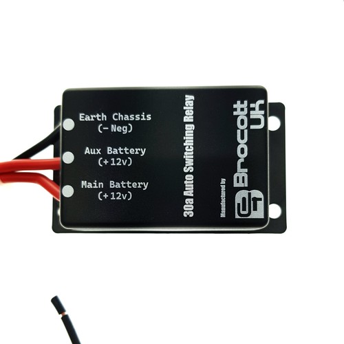 SPLIT CHARGE RELAY CAMPER VAN VOLTAGE SENSING RELAY BUILTIN FUSE HOLDER 12V, 30A - Picture 2 of 4