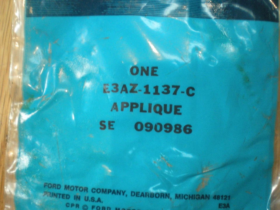 NUEVO DE LOTE 1983-1989 FORD CROWN VICTORIA APLICACIÓN CUBIERTA RUEDA E3AZ-1137-C Foto 2 de 2