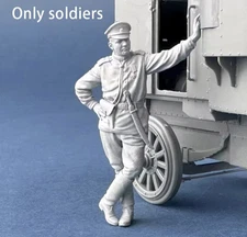 1/35 History Resin Figure Model Kit Soldier Officer WW1 Unpainted Unassembled