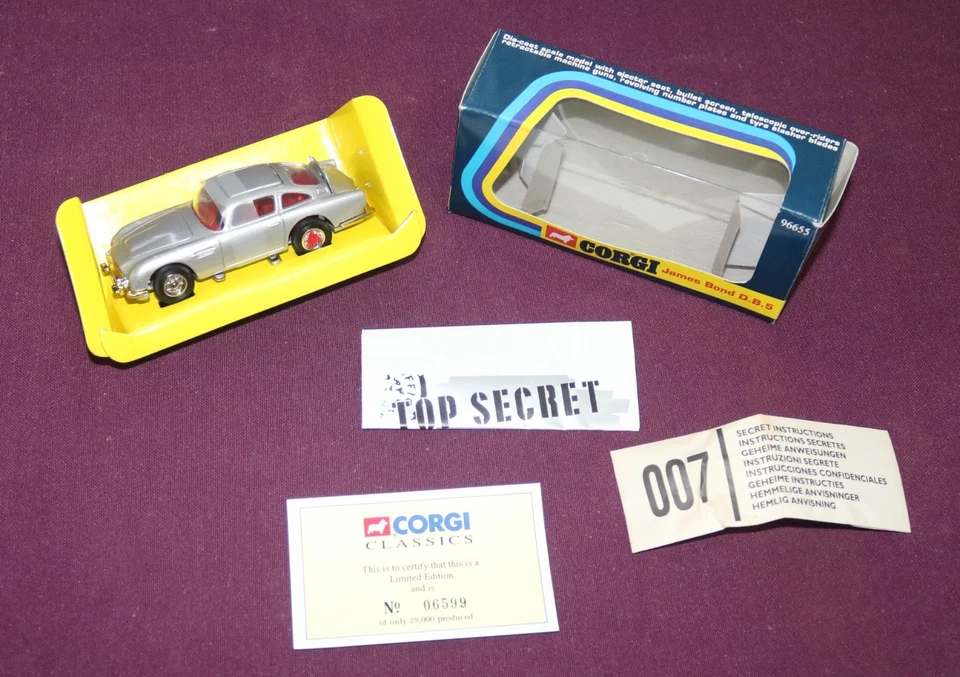 CORGI 96655 ASTON MARTIN DB5 JAMES BOND 007 1995 REISSUE MINT IN BOX - Image 3 of 4