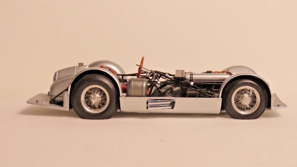 CMC 1:18 Mercedes W196R Formula 1 Race Car Chassis Display INV4762. S3-3 - Image 4 of 4