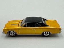 Johnny Lightning 1967 Chevrolet Chevelle, Gold, 1:64, Excellent