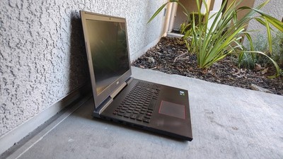 Dell Inspiron 15 7577 Core I5 7300HQ, 8gb RAM, GTX 1060 (6GB) Max-Q  Design