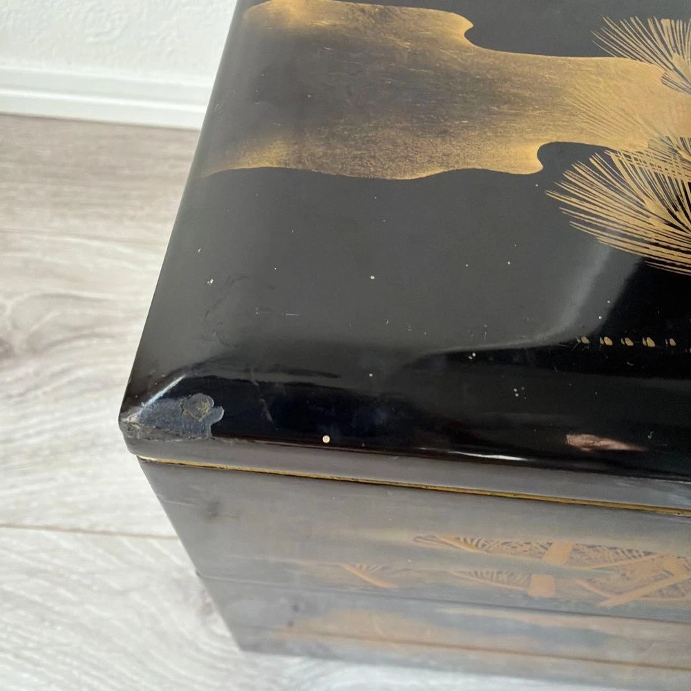Jubako Bento Box Japanese Makie black lacquer box golden pine pattern antique Me Jubako Bento Box Japanese Makie black lacquer box golden pine pattern antique Me