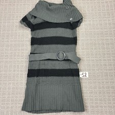 Red Paint Size Medium Women’s BeltedGray/Black Sweater Dress Cowl Neck