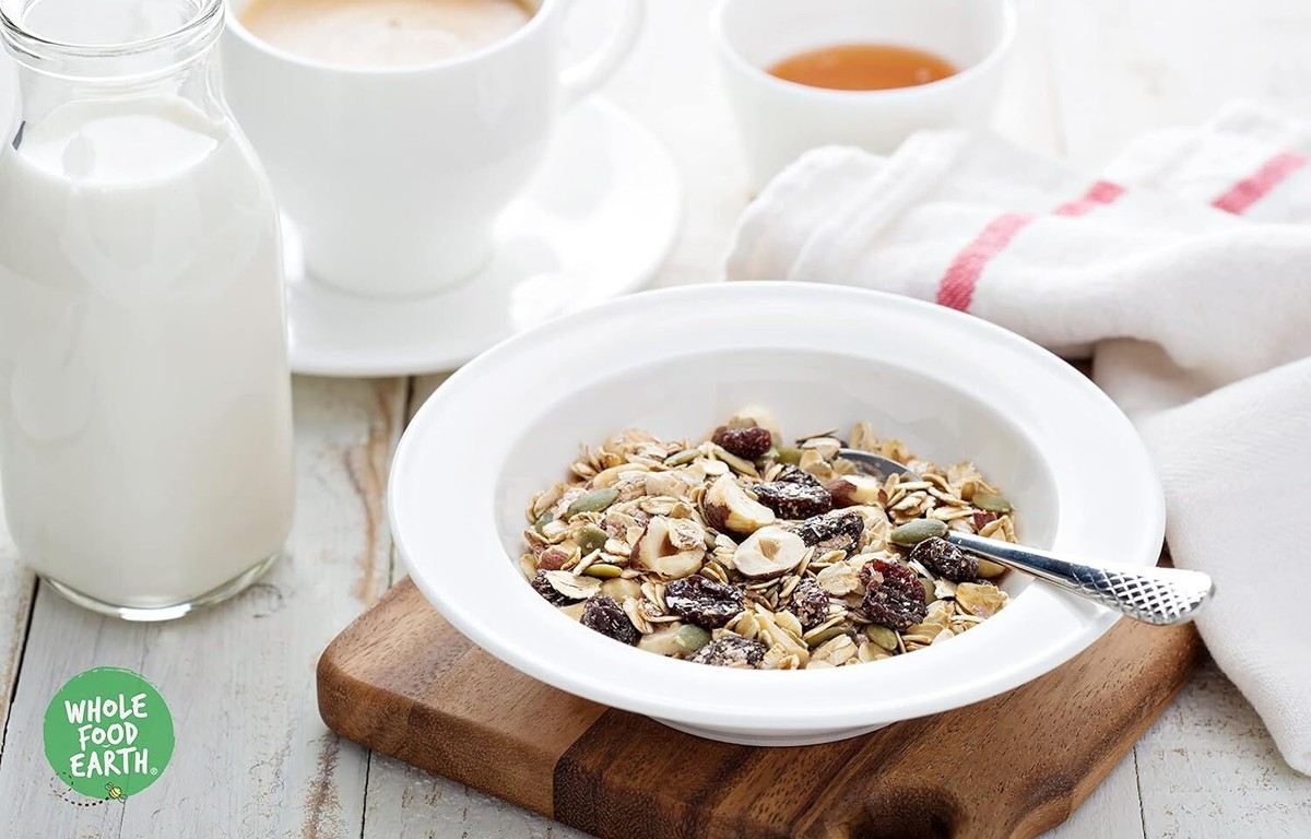 Deluxe Date Muesli - A Blend Of Flakes With Dried Fruit & Nuts