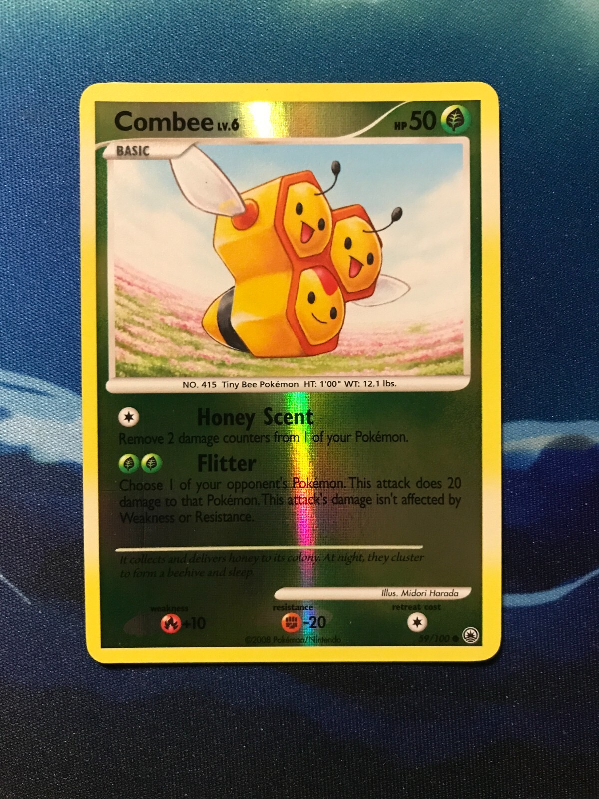 Combee 59/100 Diamond & Pearl Majestic Dawn Reverse Holo NM/M Pokemon 2008