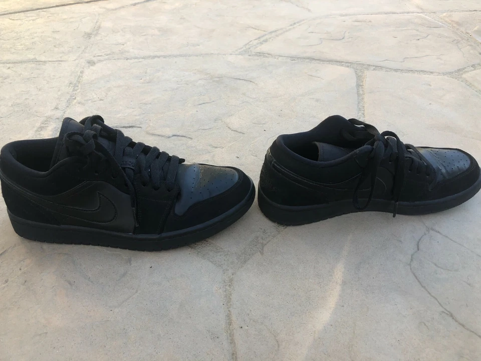 AIR JORDAN 1 RETRÔ BAIXO 'TRIPLE BLACK' - Imagem 4 de 4