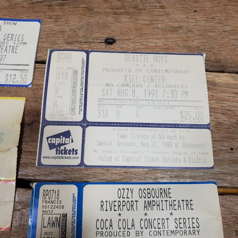 Lote de ingressos para shows POINTFEST 7 8 Gravity Kills U2 OZZY Osbourne Beastie Boys - Imagem 4 de 4