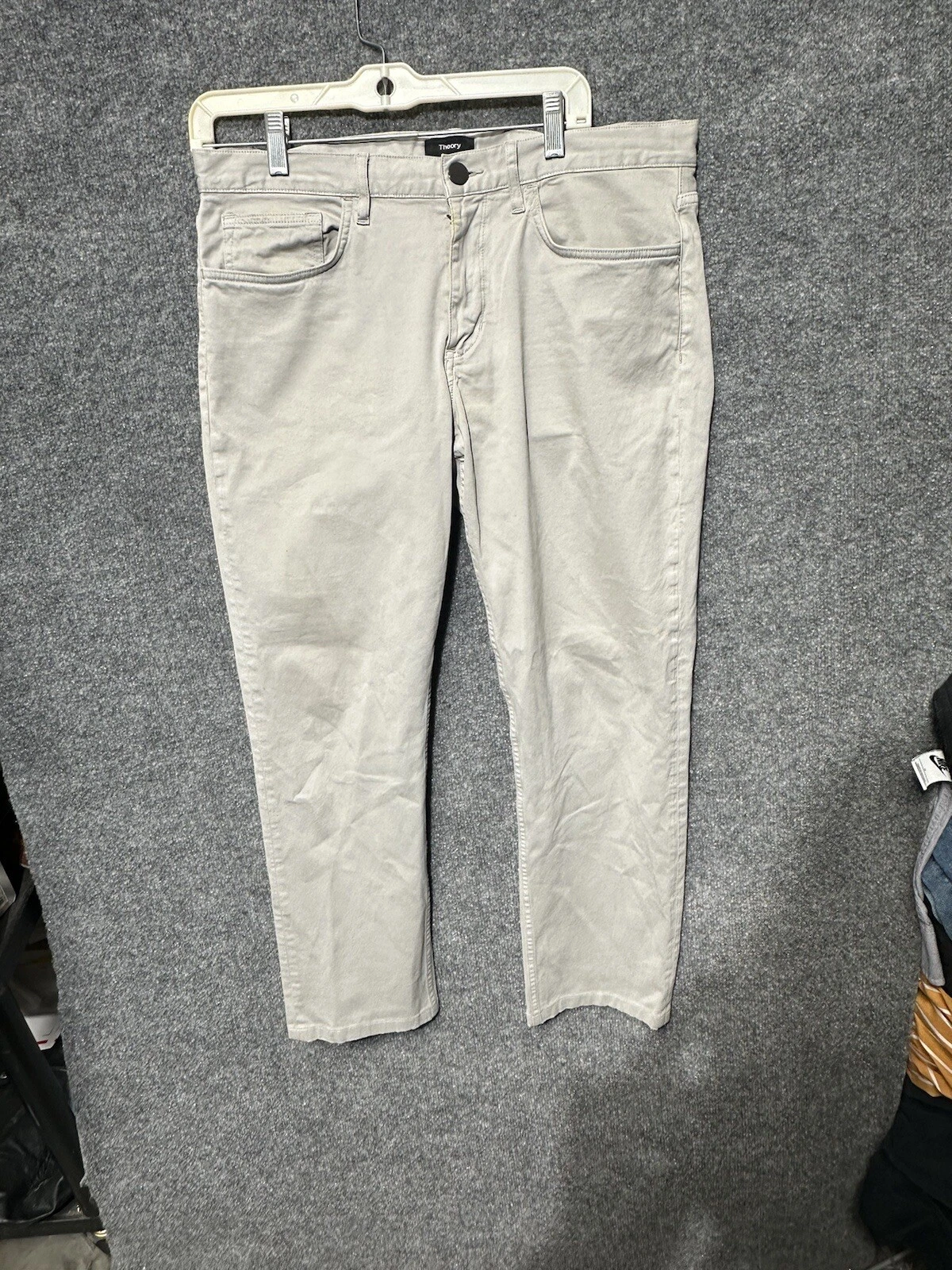 theory Pants Mens 33 Tan Khaki Haydin Writer Button Fly Chino Straight Leg 33x28