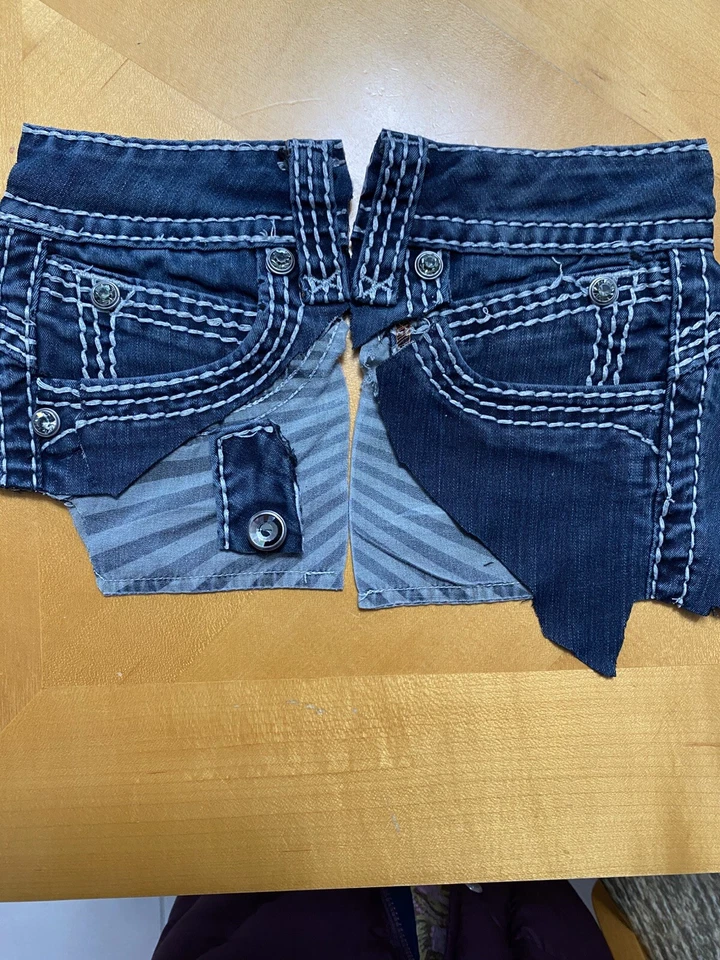 Rock Revival Replacement Buttons (Clear Crystal) Bling & Logo From AIDA Jeans - Image 3 of 4